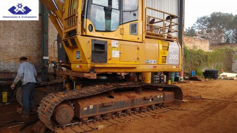 Troca do ramento do giro da PC 200 _8 florestal